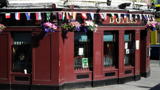 Doyles Irish Pub - Public Domain Photograph