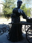 Molly-Malone-Statue-Tart-With-The-Cart