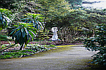 statue-in-garden